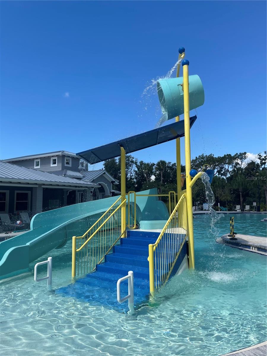 Image 38 of 40 For 7832 Red Hickory Place