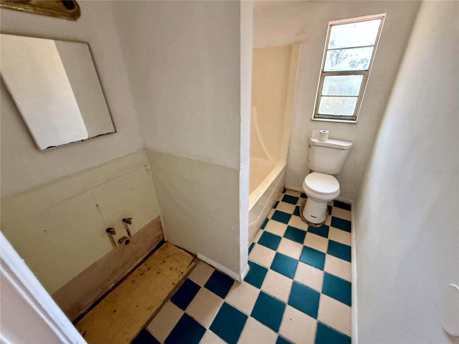 Image 14 of 27 For 1134 Engman Street