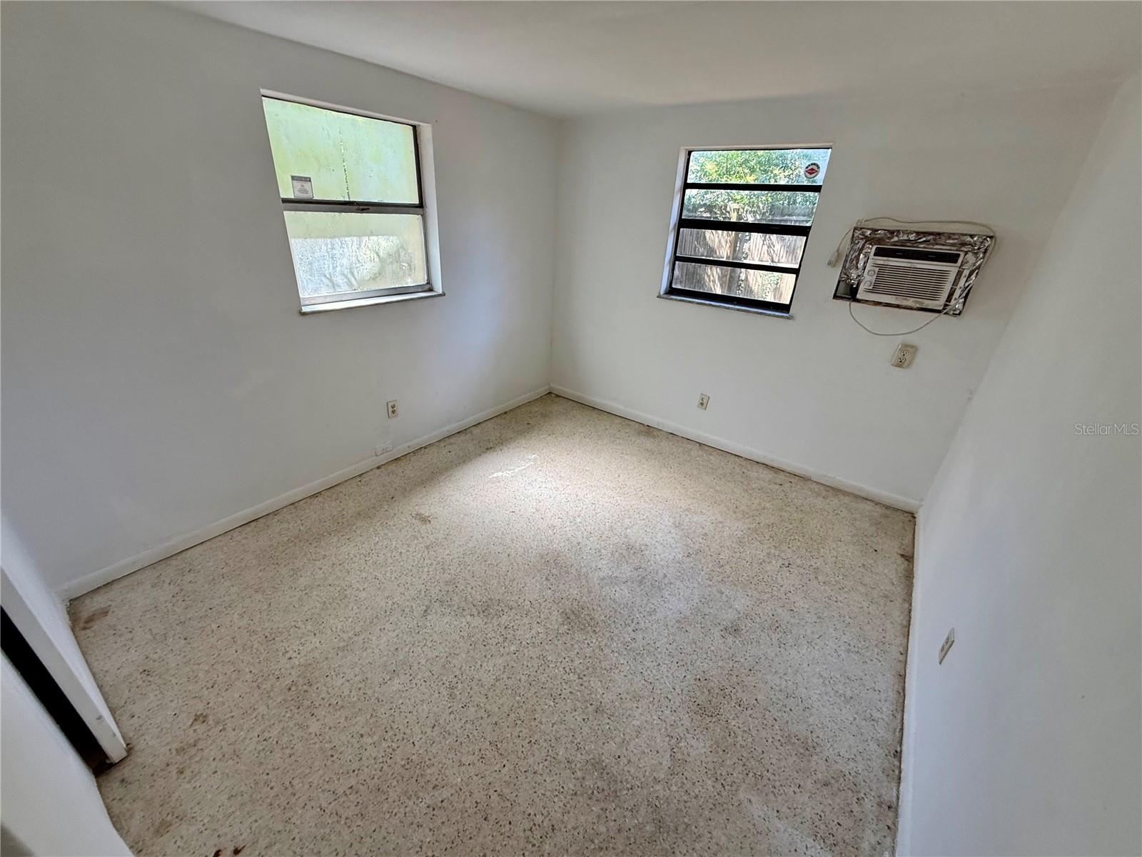 Image 18 of 27 For 1134 Engman Street