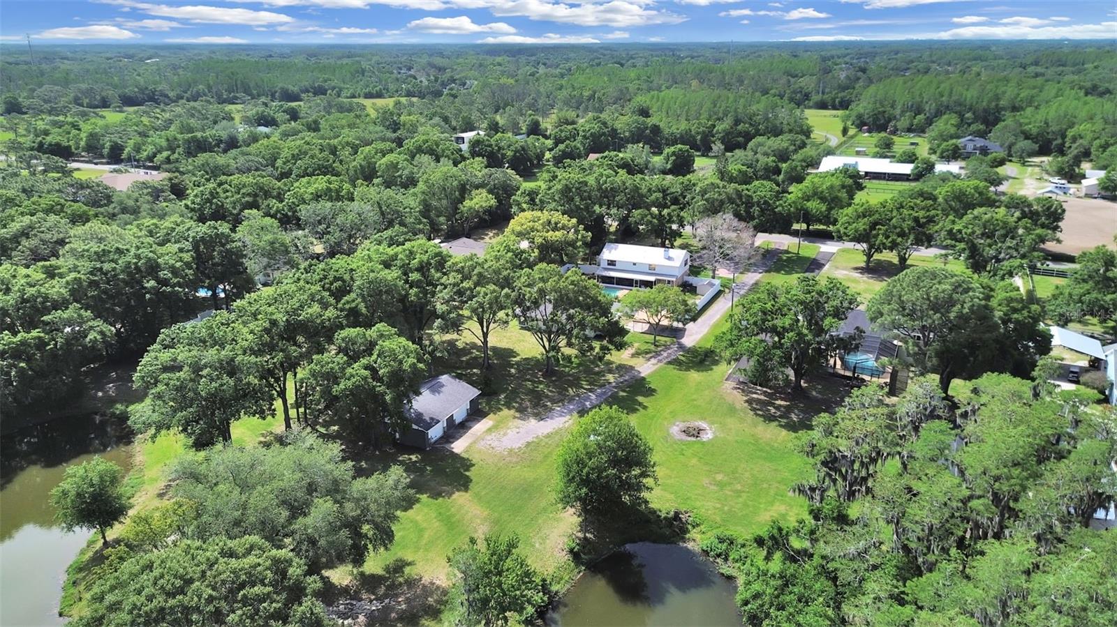 Listing photo id 19 for 16810 Whirley Road