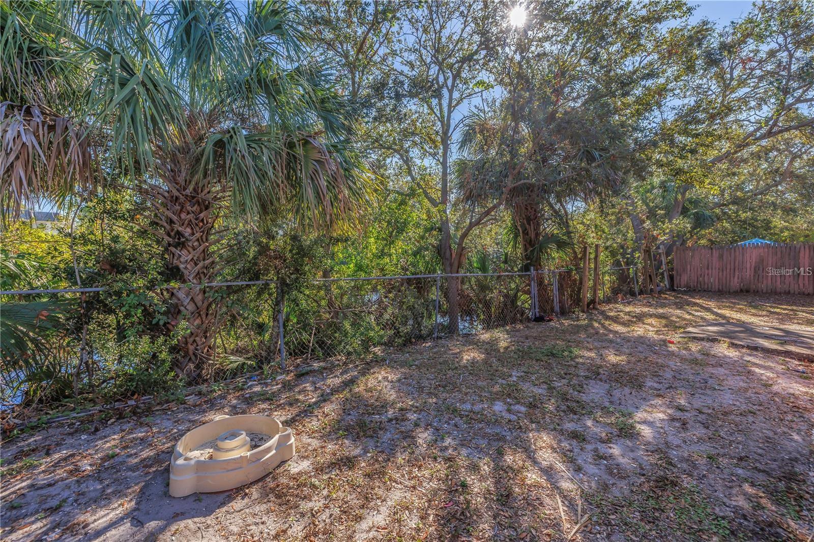 Image 20 of 21 For 185 Fulton Street Ne