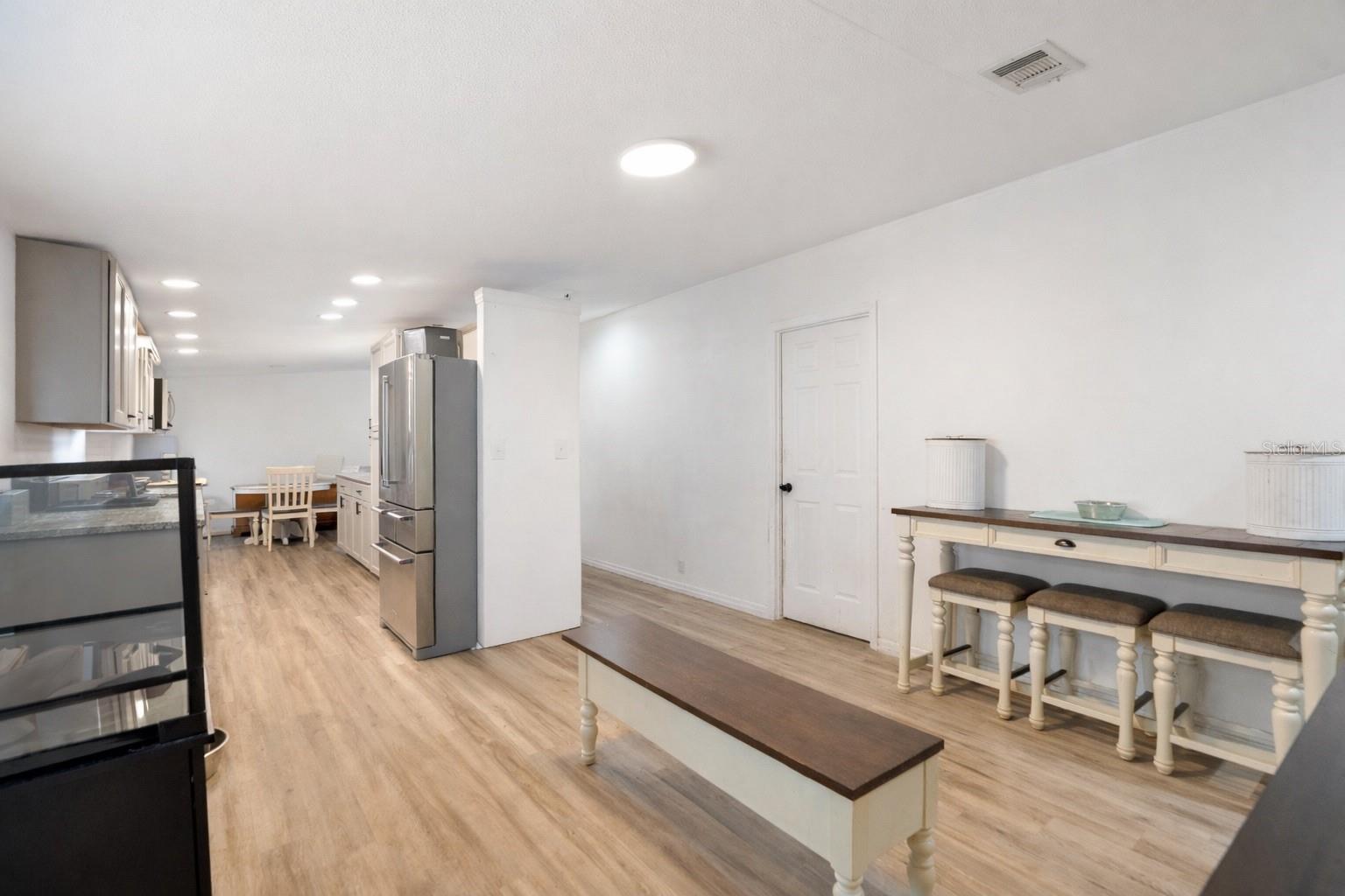 Image 15 of 39 For 12506 Hicks Road