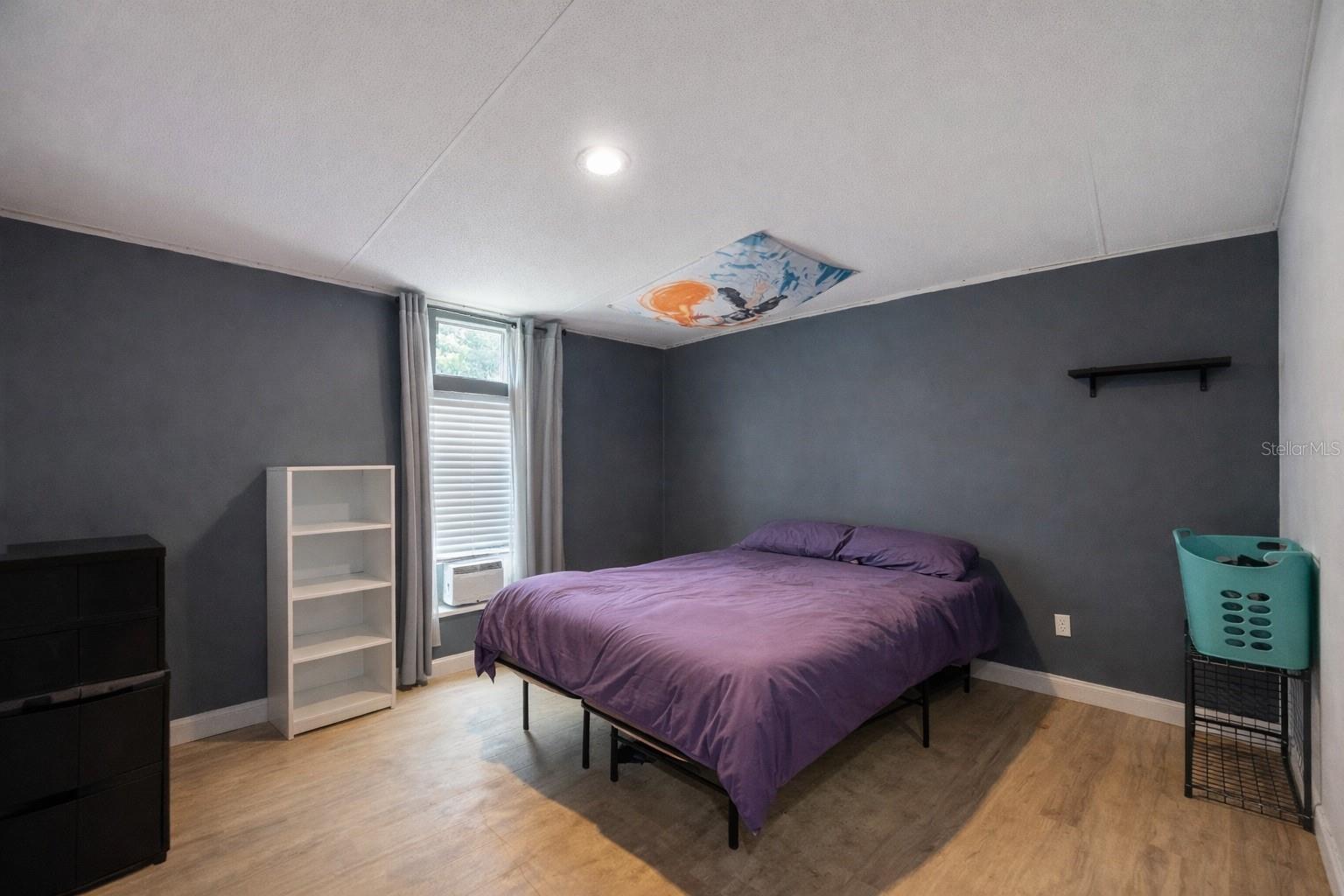 Image 25 of 39 For 12506 Hicks Road