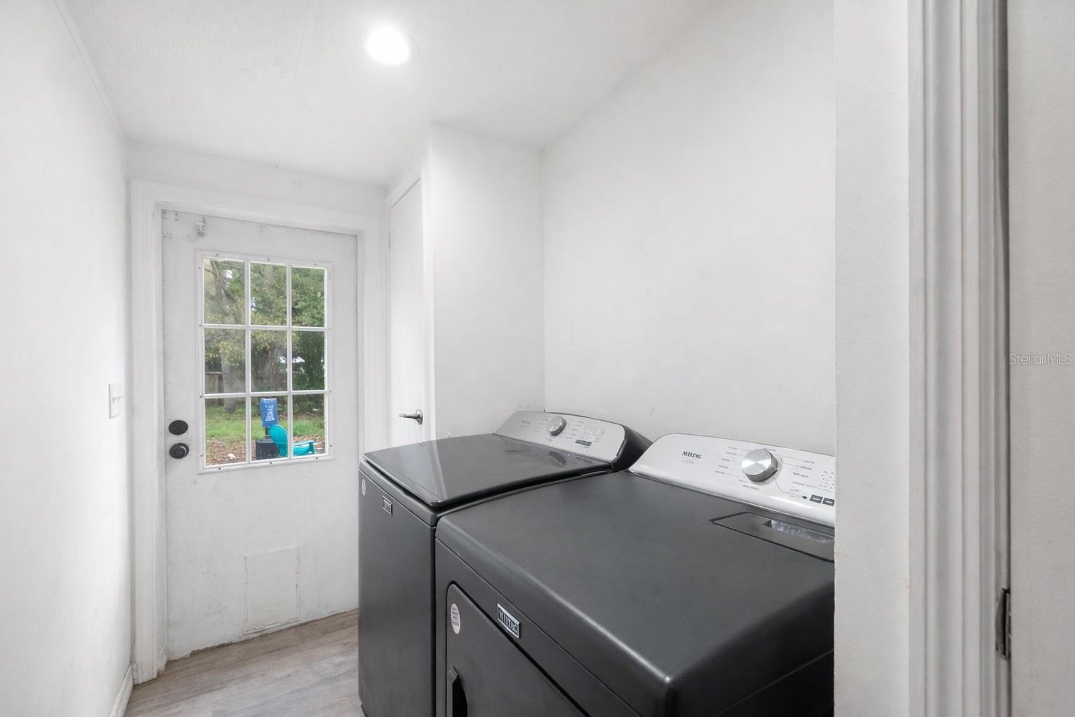 Image 34 of 39 For 12506 Hicks Road