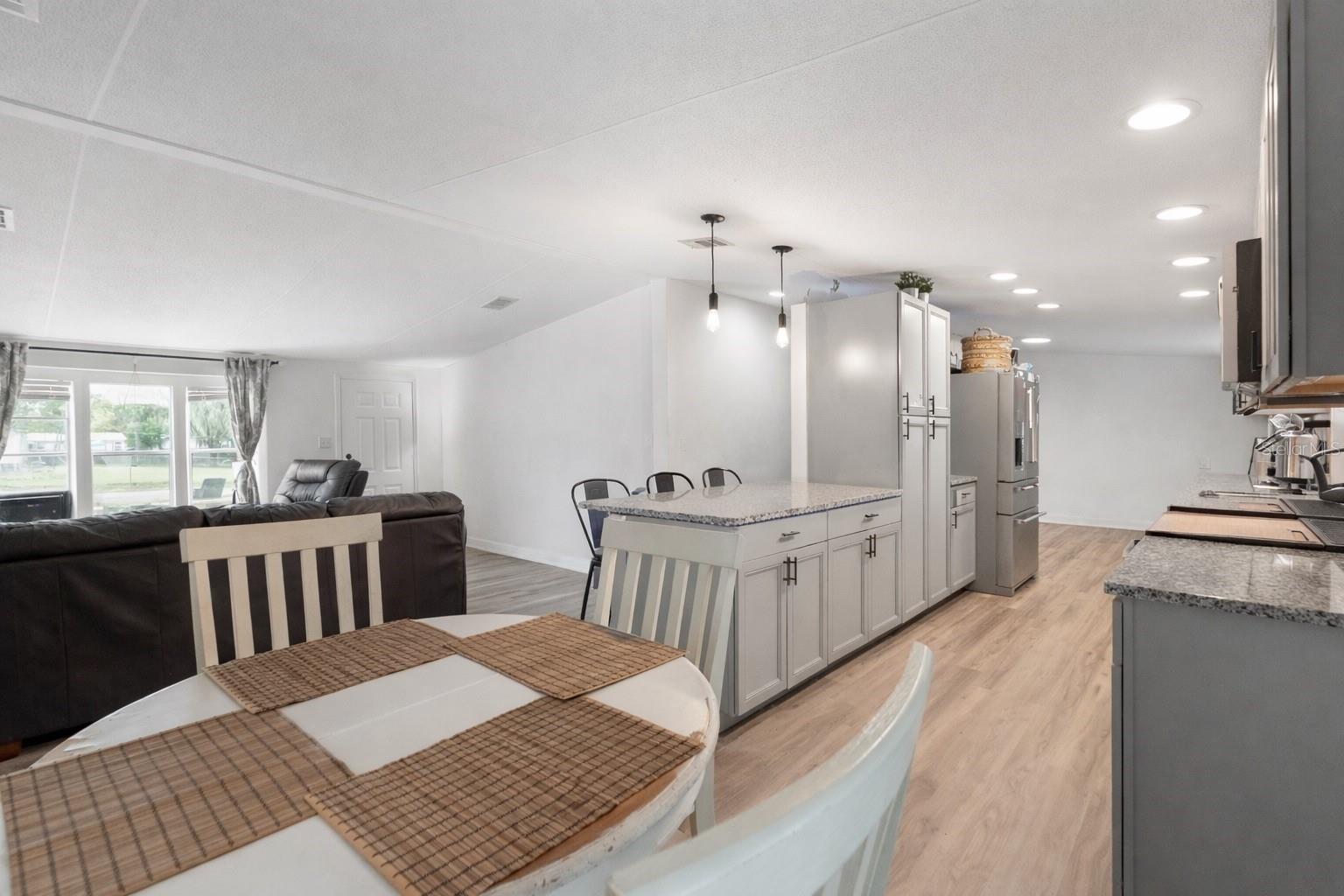 Image 8 of 39 For 12506 Hicks Road