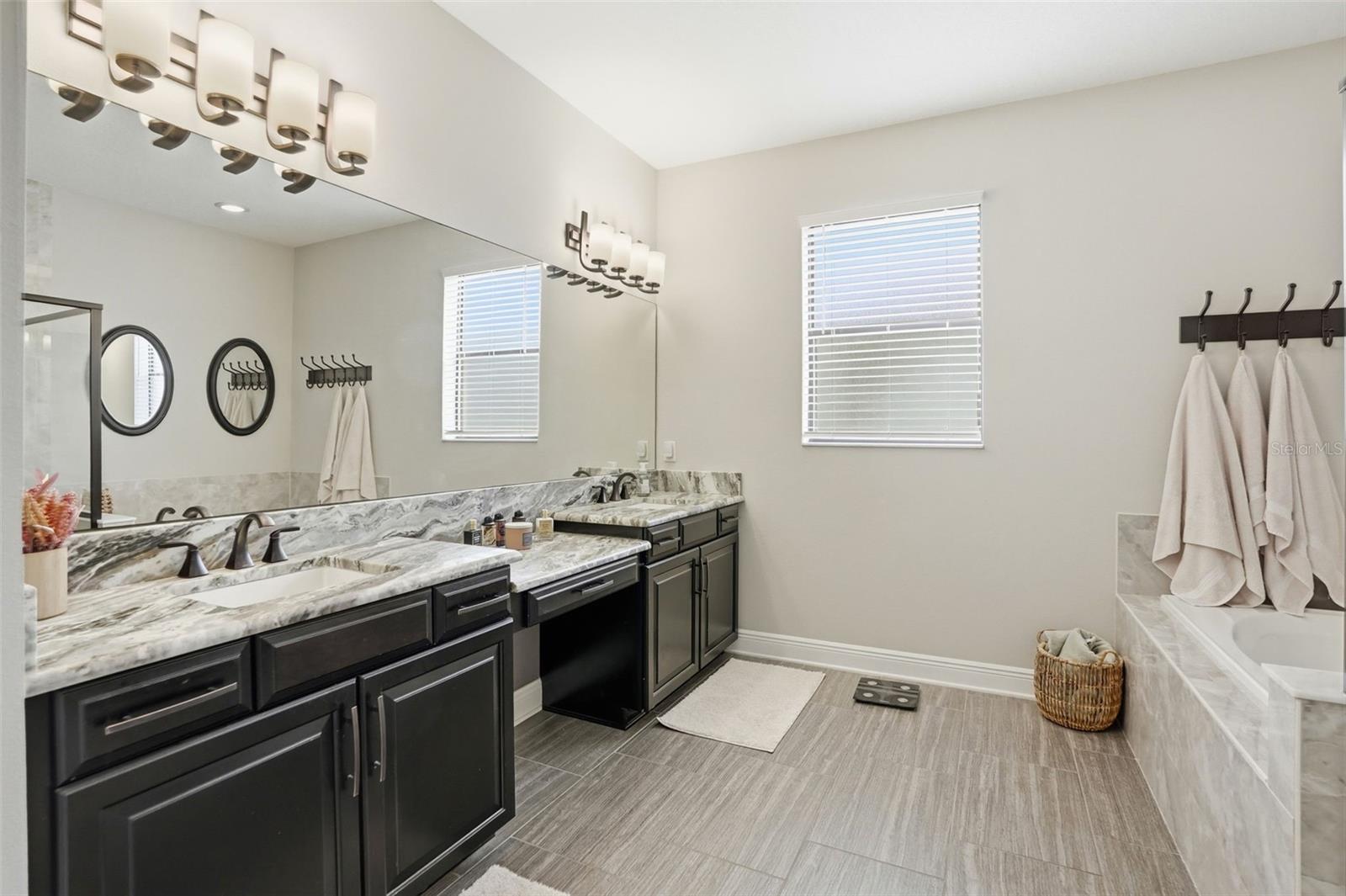 Image 39 of 92 For 1897 Fox Grape Loop