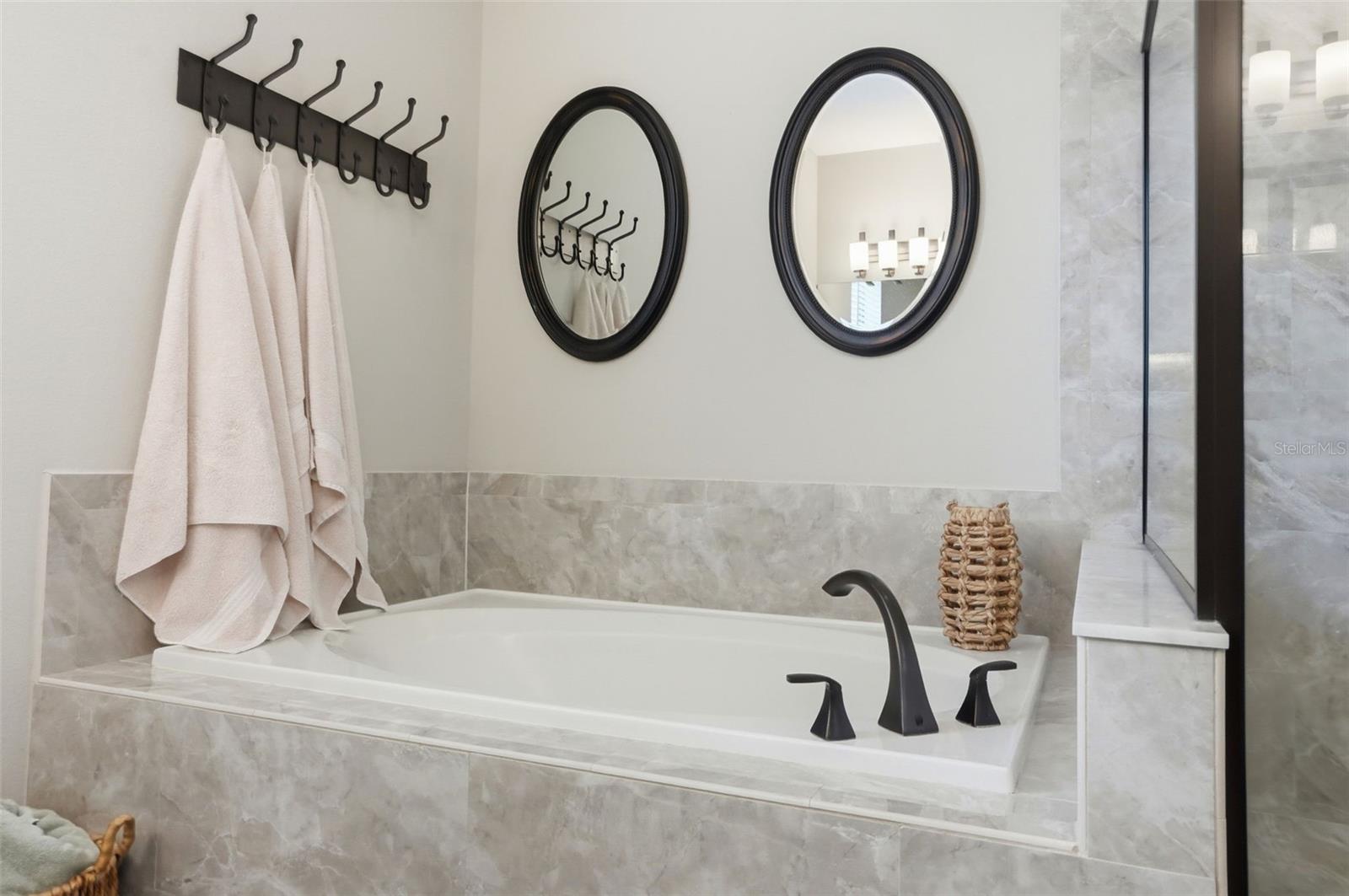 Image 41 of 92 For 1897 Fox Grape Loop