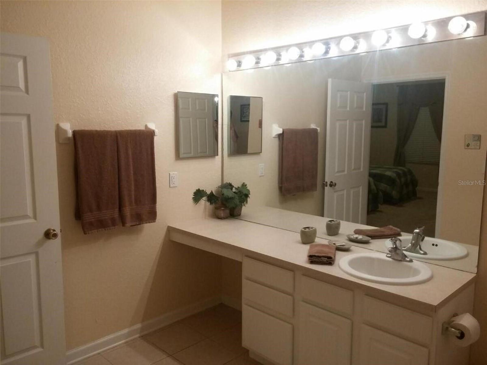 Image 14 of 25 For 2817 Almaton Loop 304