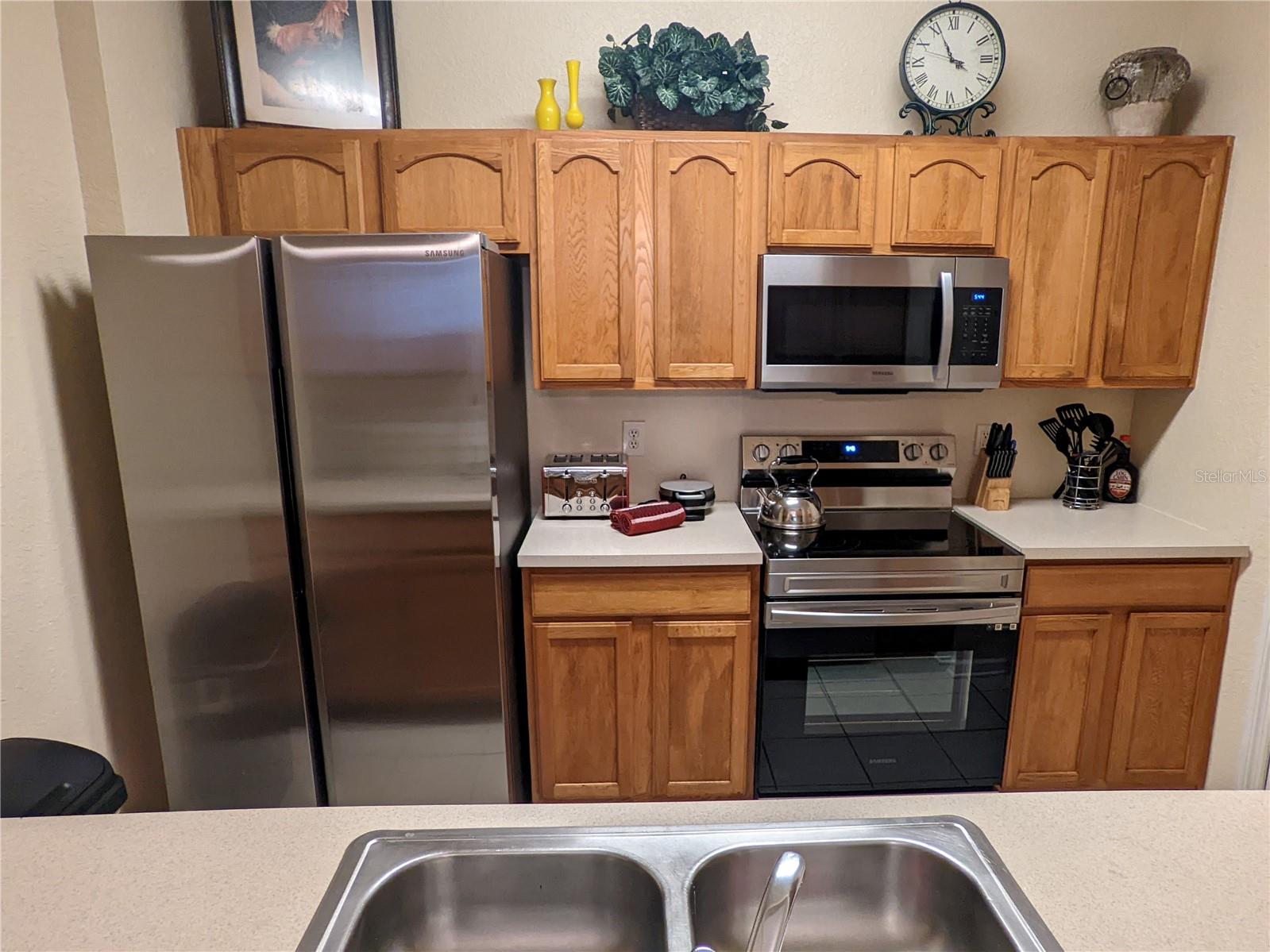 Image 4 of 25 For 2817 Almaton Loop 304