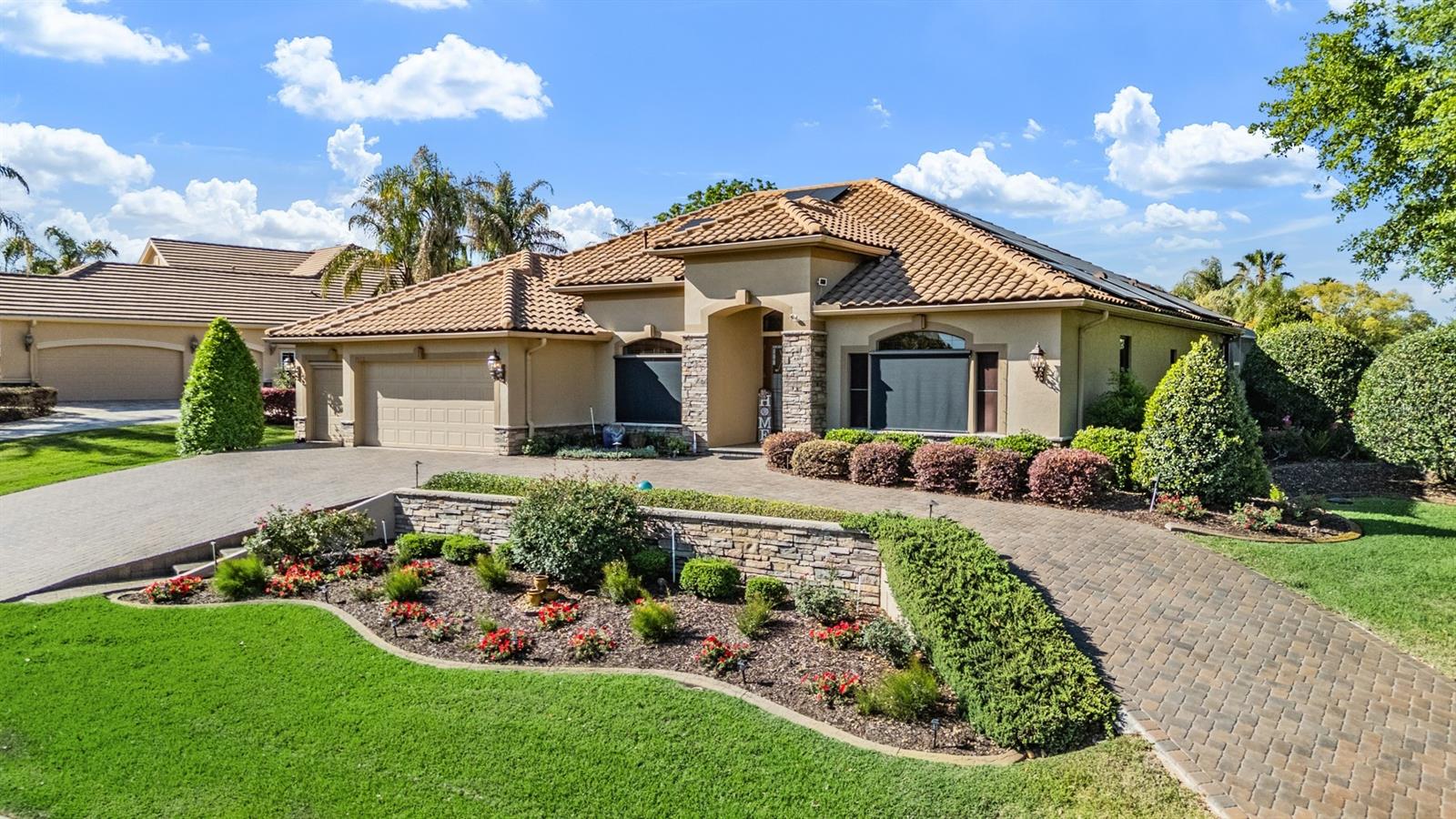 Image 21 of 99 For 34115 Americana Avenue