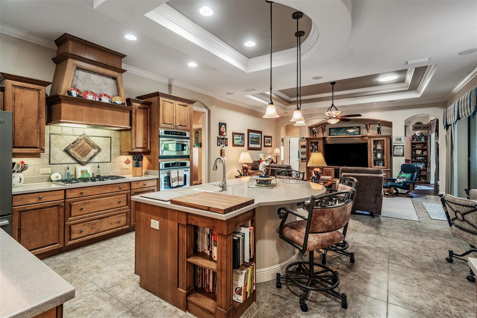 Image 33 of 99 For 34115 Americana Avenue