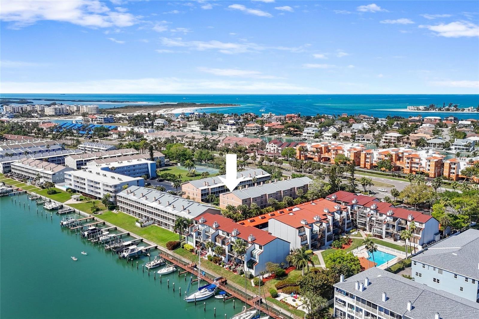 Image 3 of 28 For 637 Pinellas Bayway S 301