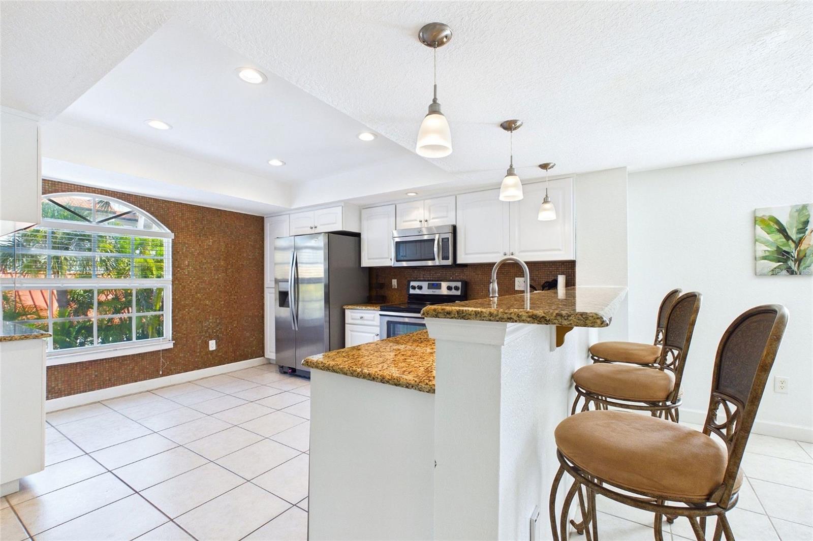 Image 9 of 28 For 637 Pinellas Bayway S 301