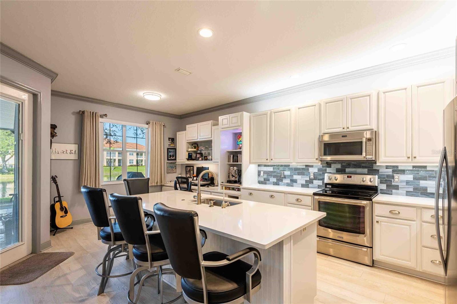 Image 13 of 55 For 6741 Vista Del Lago Avenue