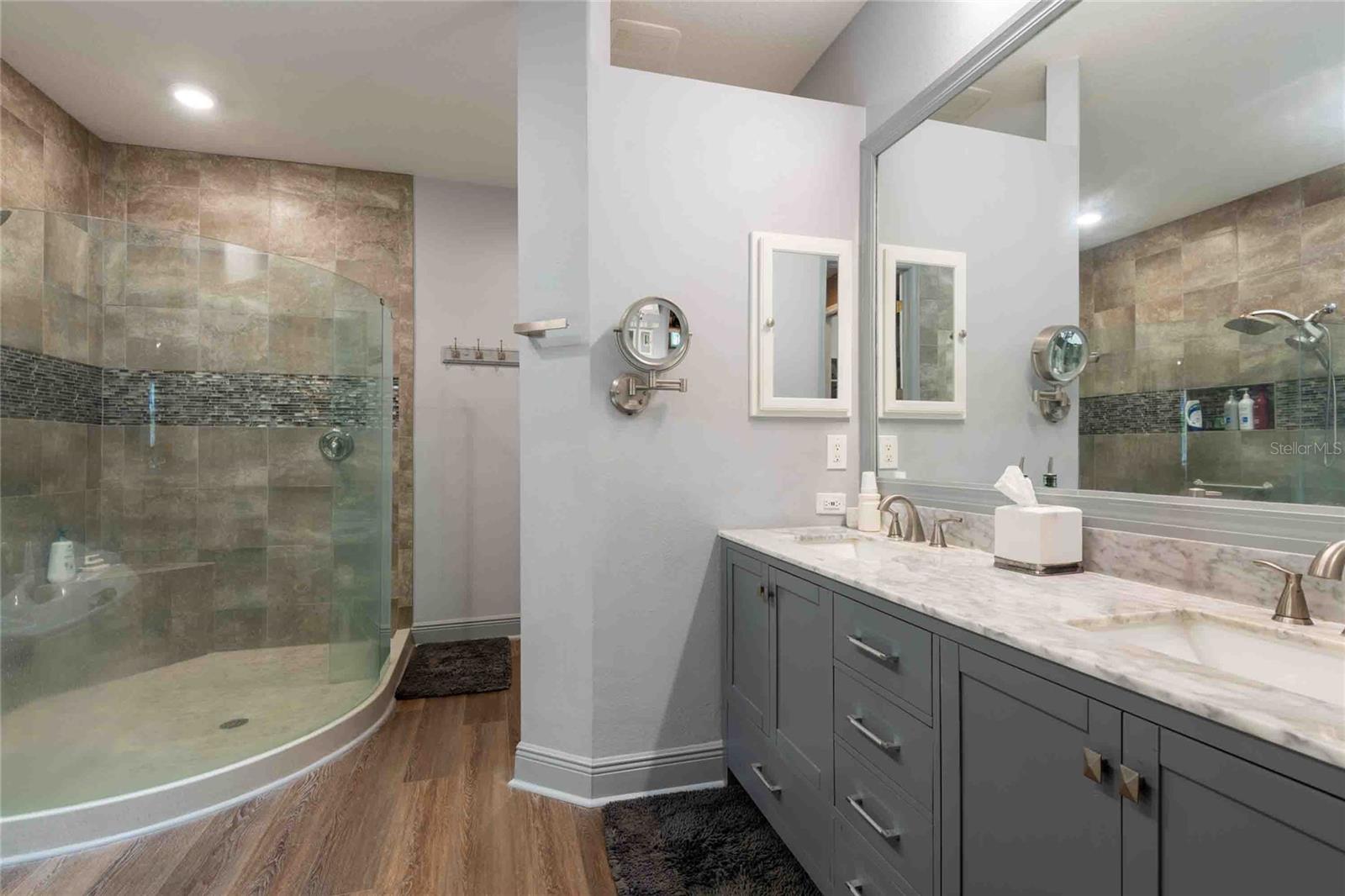 Image 27 of 55 For 6741 Vista Del Lago Avenue