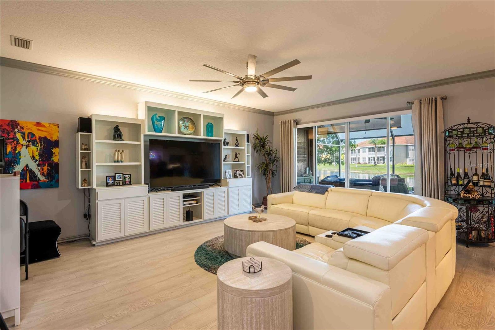 Image 7 of 55 For 6741 Vista Del Lago Avenue