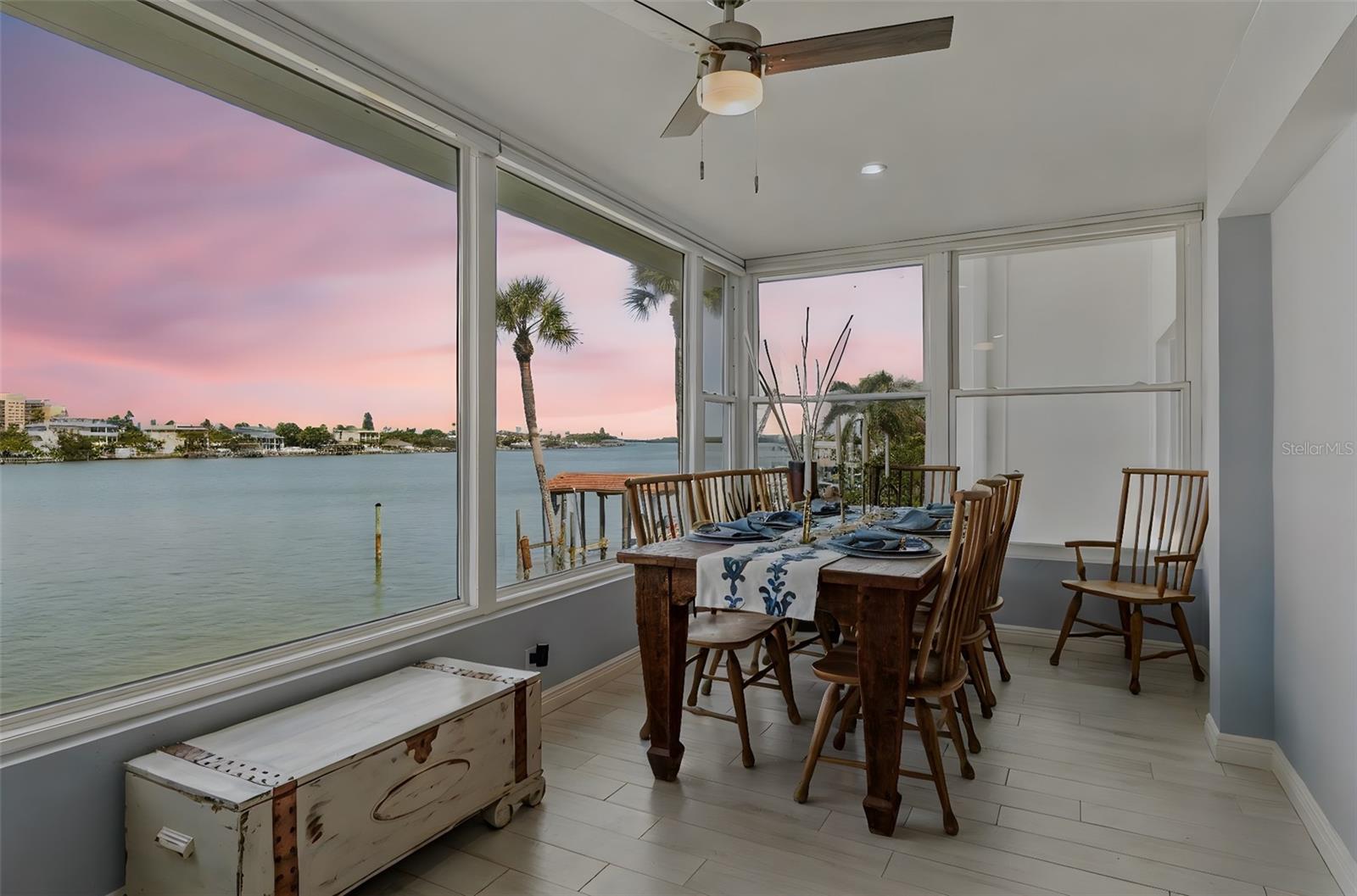 Image 26 of 56 For 770 Island Way N204