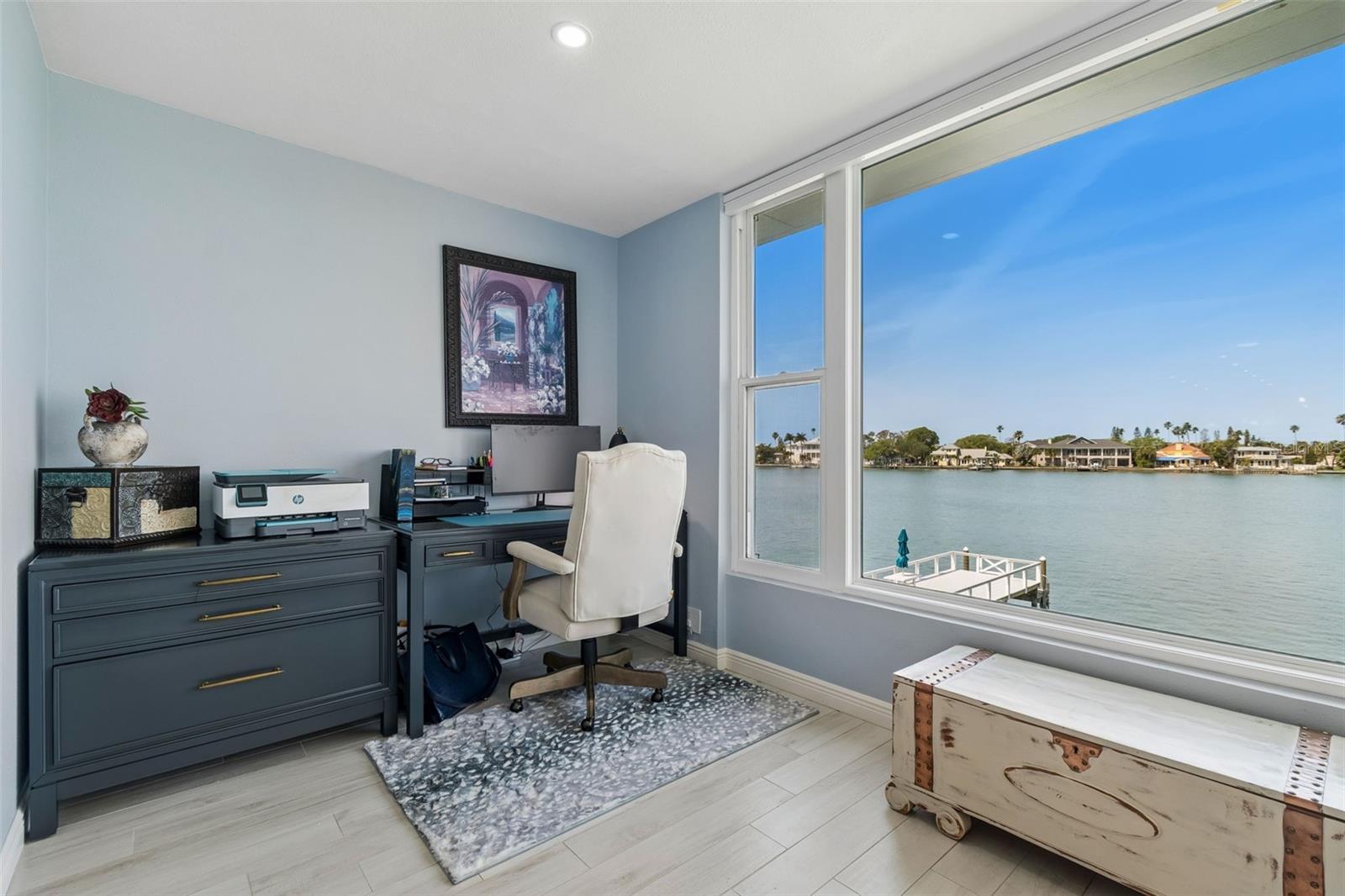 Image 27 of 56 For 770 Island Way N204