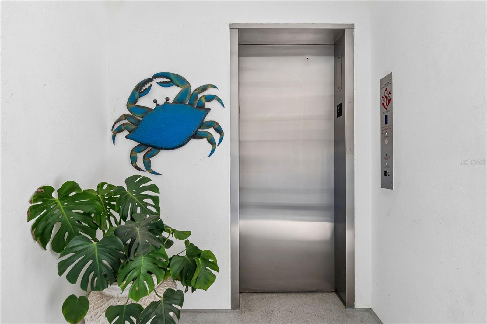 Image 4 of 56 For 770 Island Way N204