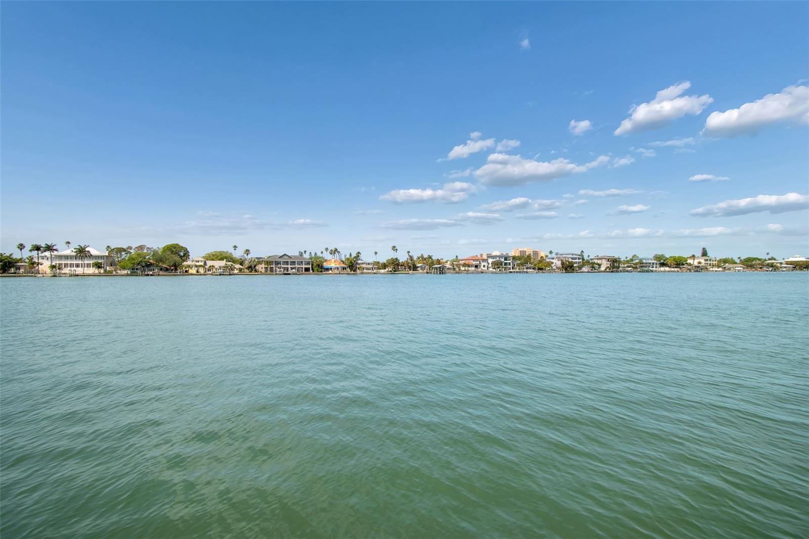 Image 48 of 56 For 770 Island Way N204