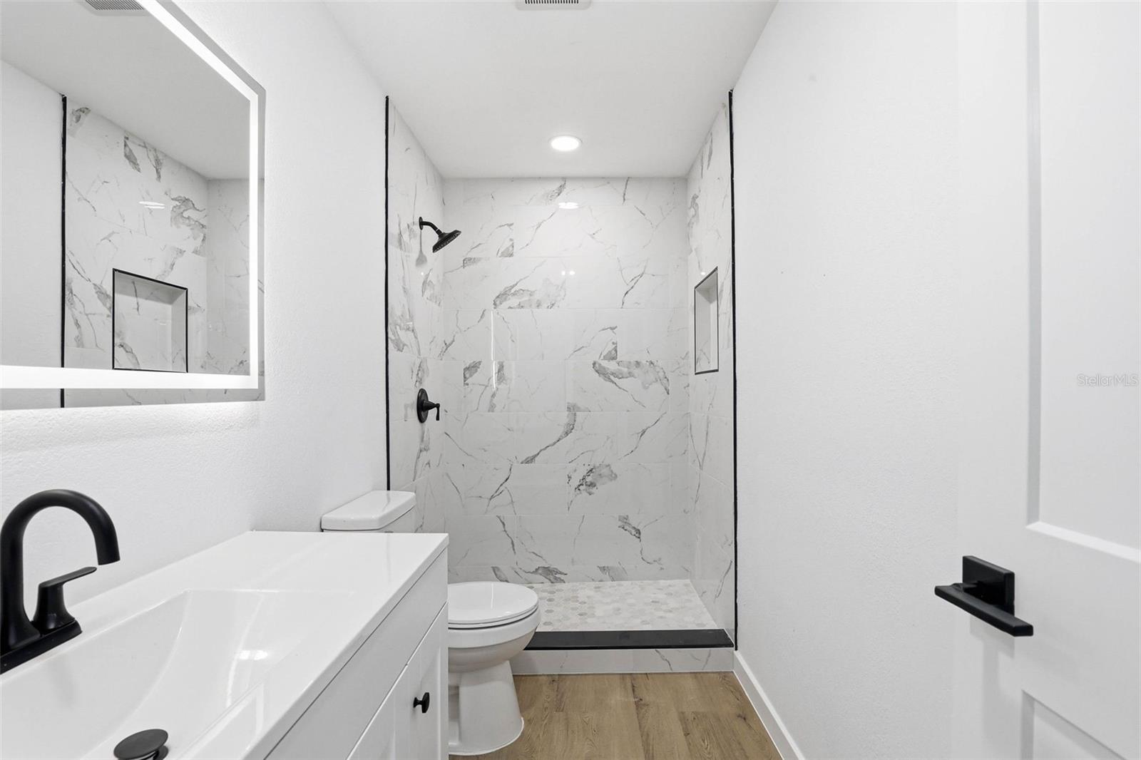 Image 35 of 53 For 6312 Lansdale Circle