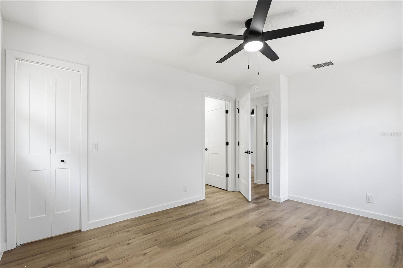 Image 37 of 53 For 6312 Lansdale Circle