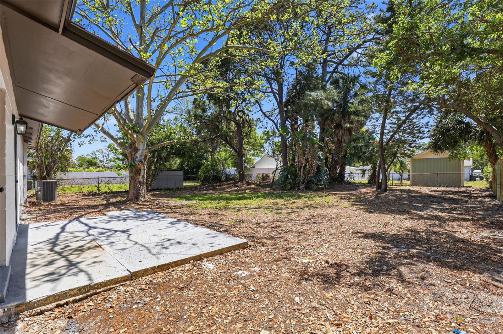 Image 42 of 53 For 6312 Lansdale Circle