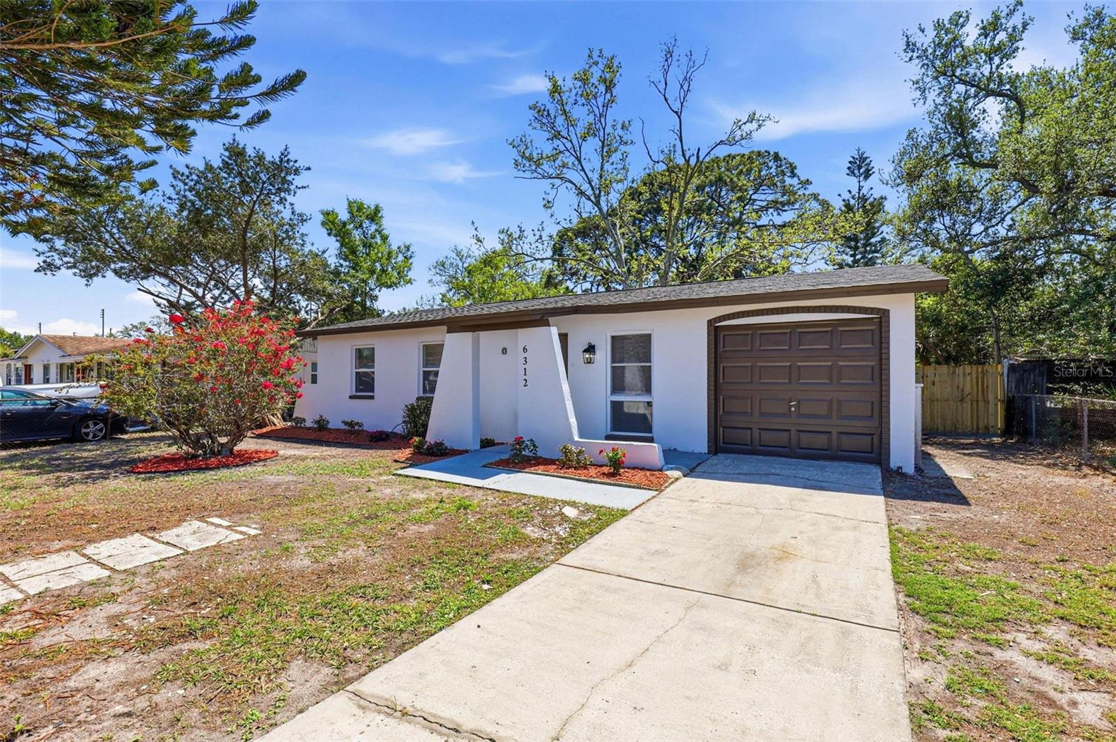 Image 8 of 53 For 6312 Lansdale Circle