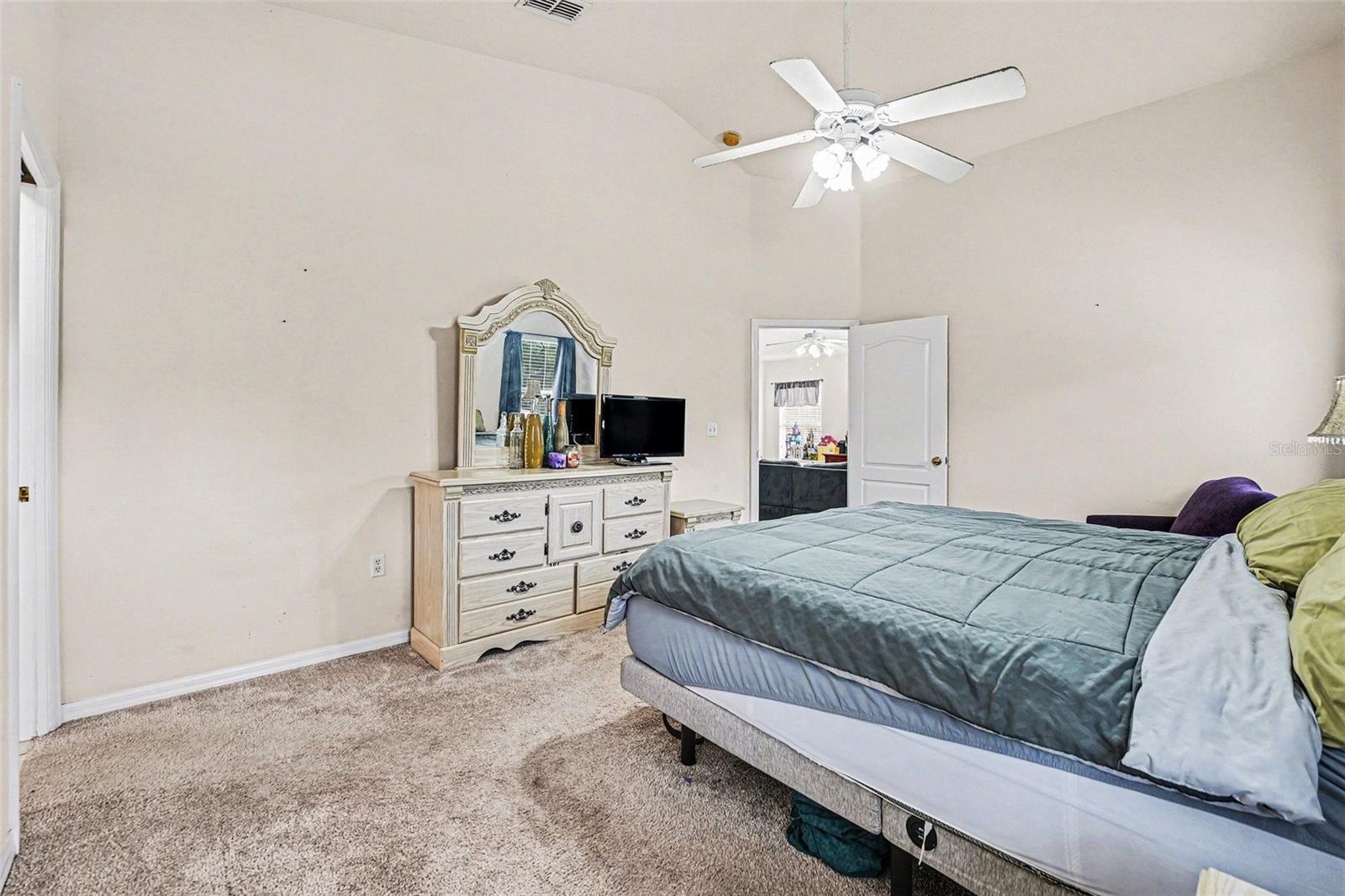 Image 15 of 40 For 501 Scrub Jay Way