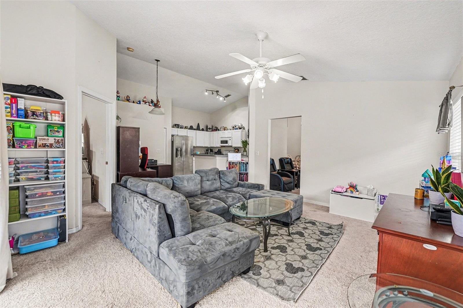 Image 5 of 40 For 501 Scrub Jay Way