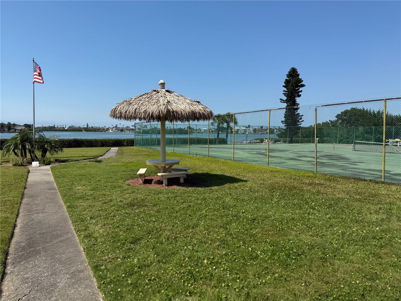 Image 27 of 35 For 12760 Indian Rocks Road 1024