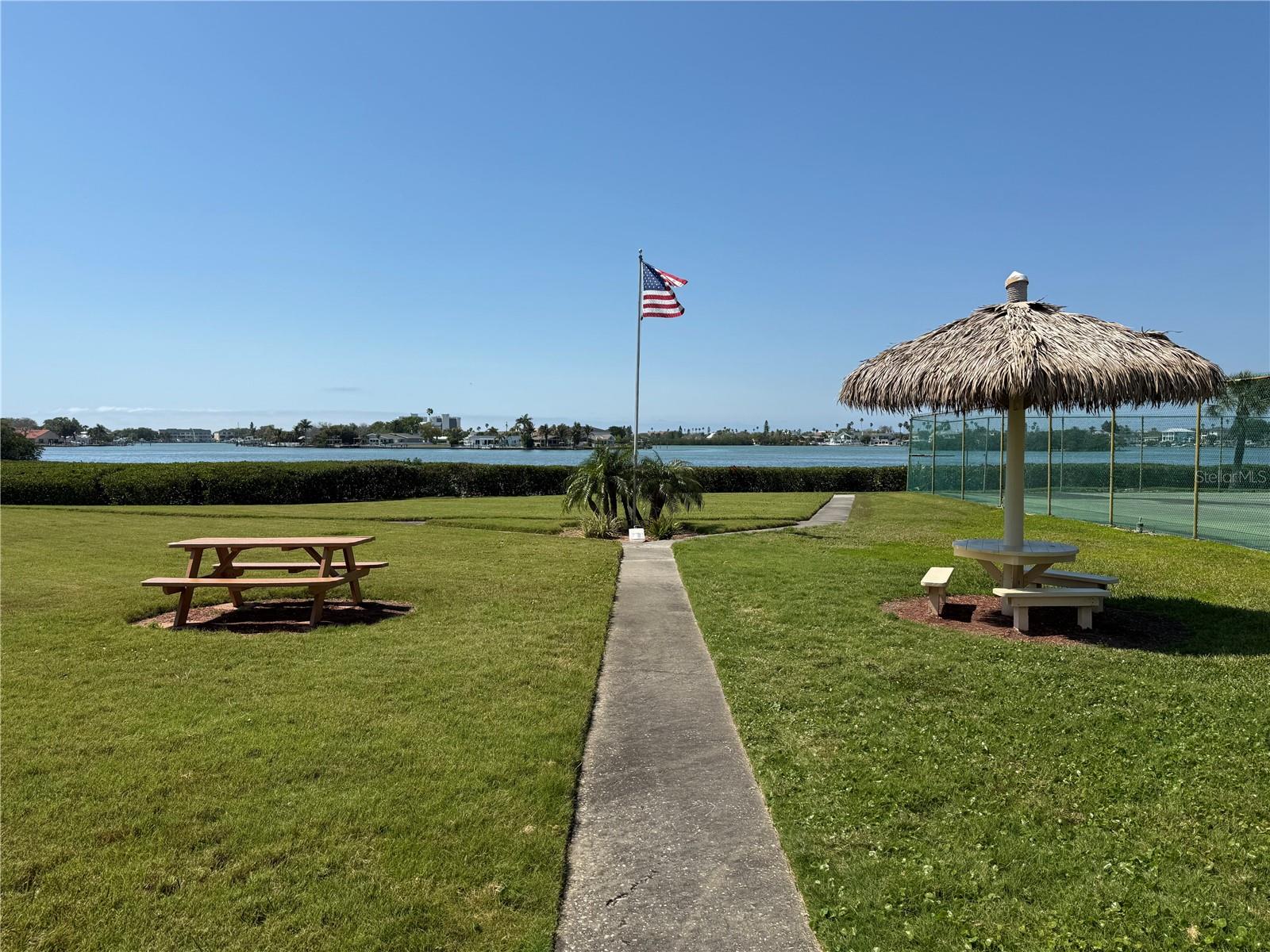 Image 28 of 35 For 12760 Indian Rocks Road 1024