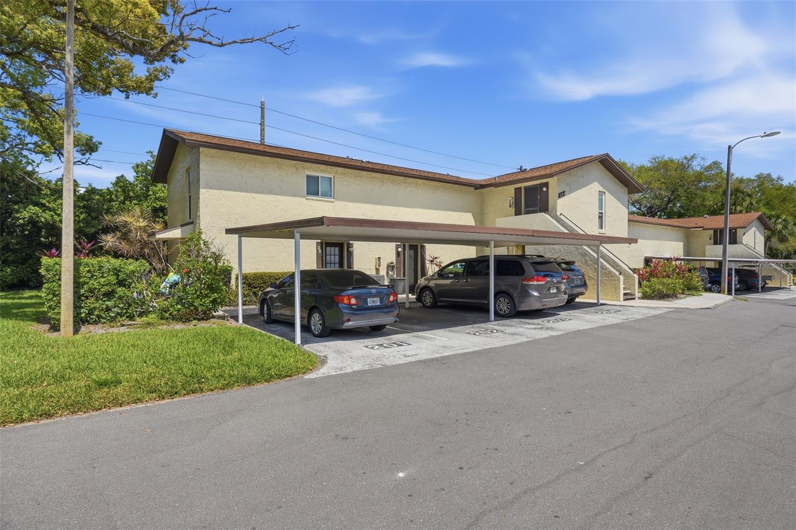 Image 32 of 38 For 501 Bay Drive 202