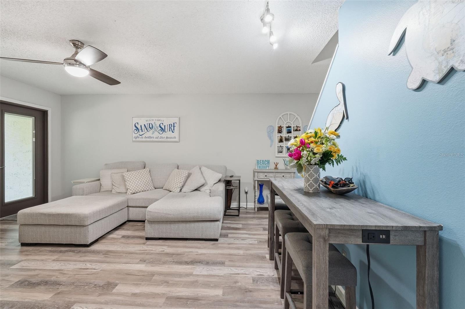 Image 5 of 38 For 501 Bay Drive 202