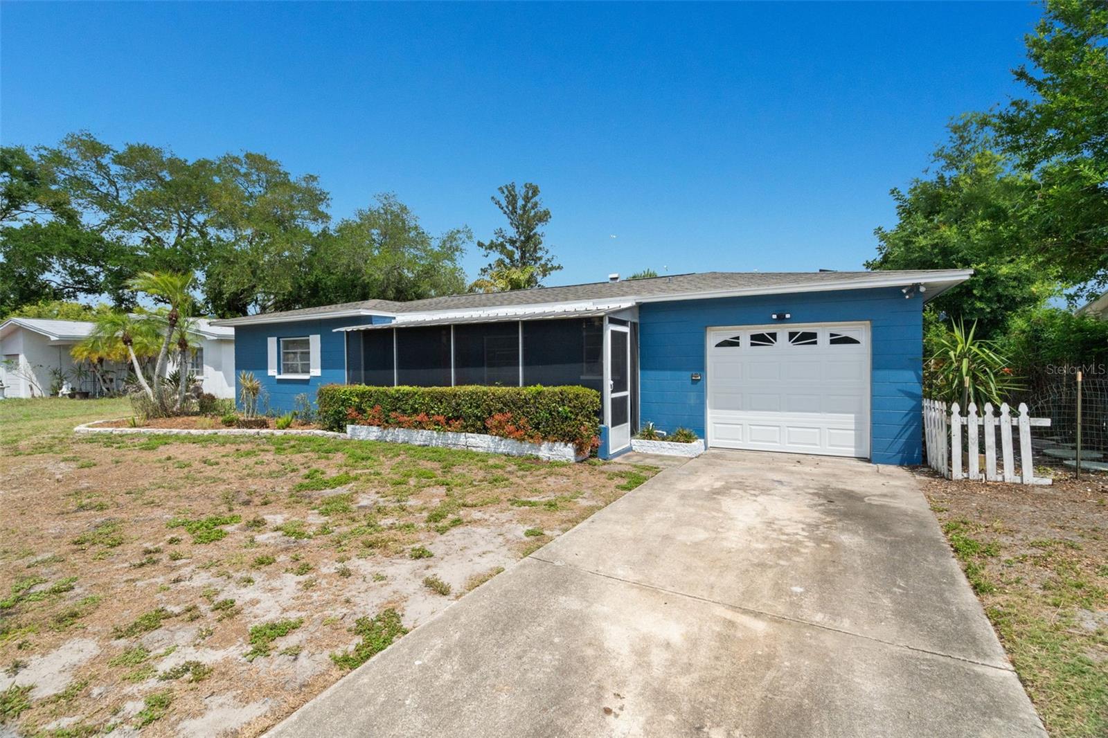 Details for 2027 Valencia Way E, CLEARWATER, FL 33764
