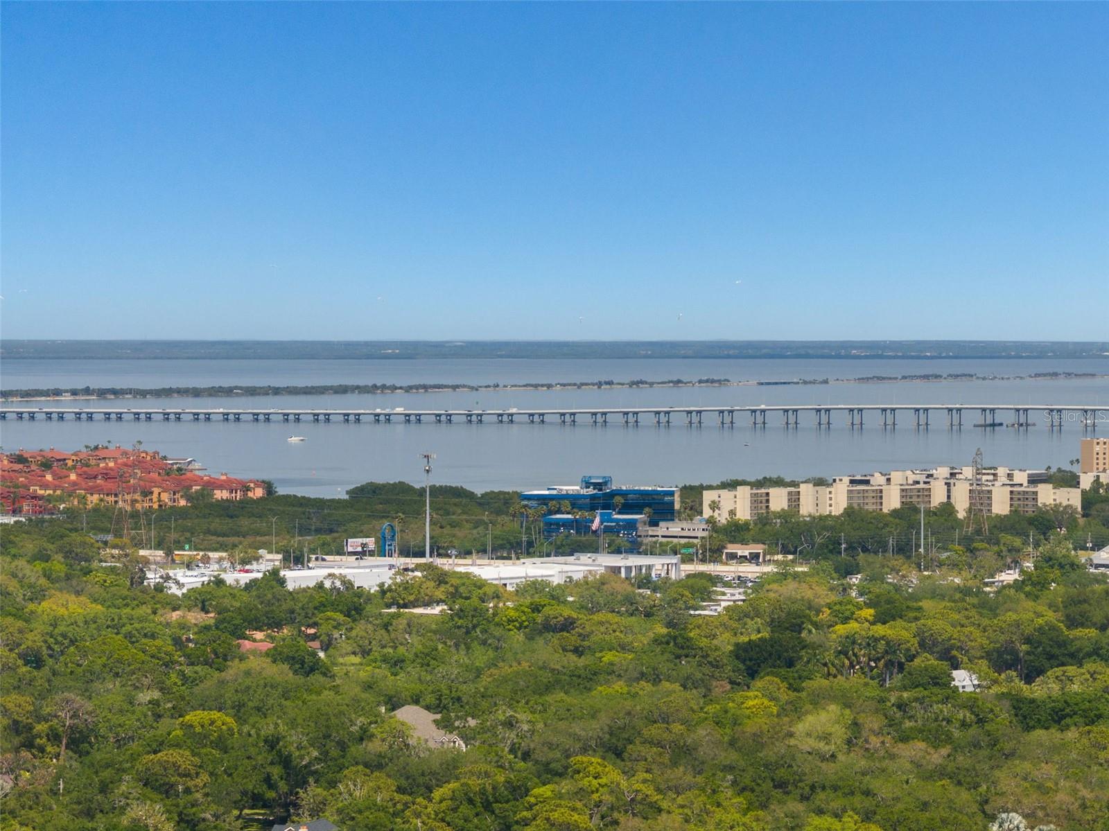 Image 37 of 37 For 2027 Valencia Way E