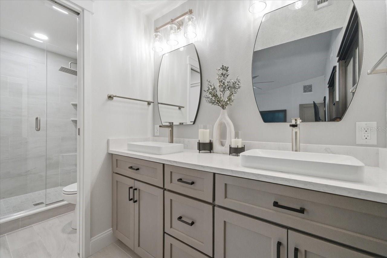 Image 13 of 41 For 4510 Whitworth Lane