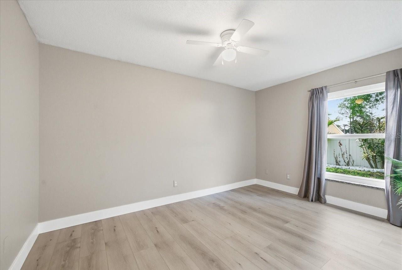 Image 24 of 41 For 4510 Whitworth Lane