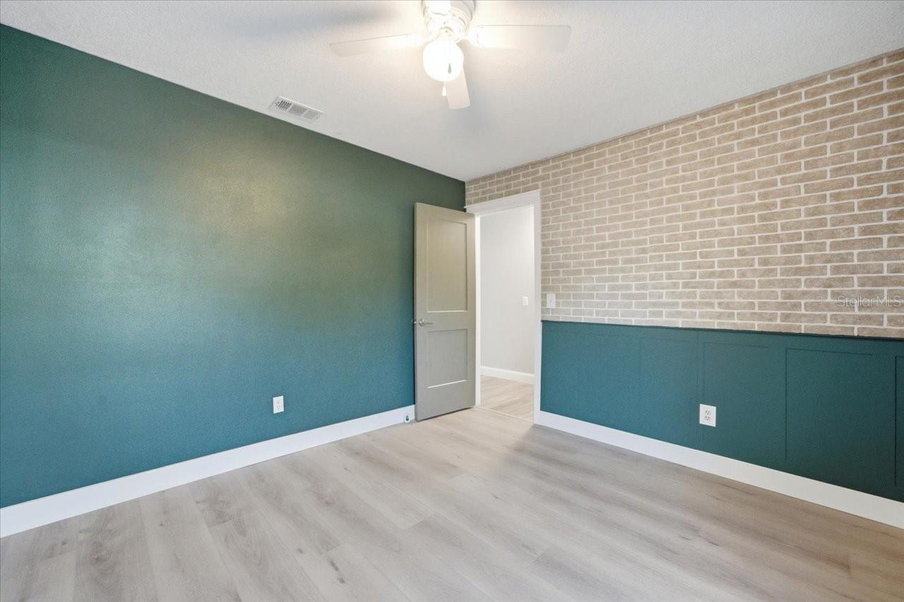 Image 29 of 41 For 4510 Whitworth Lane