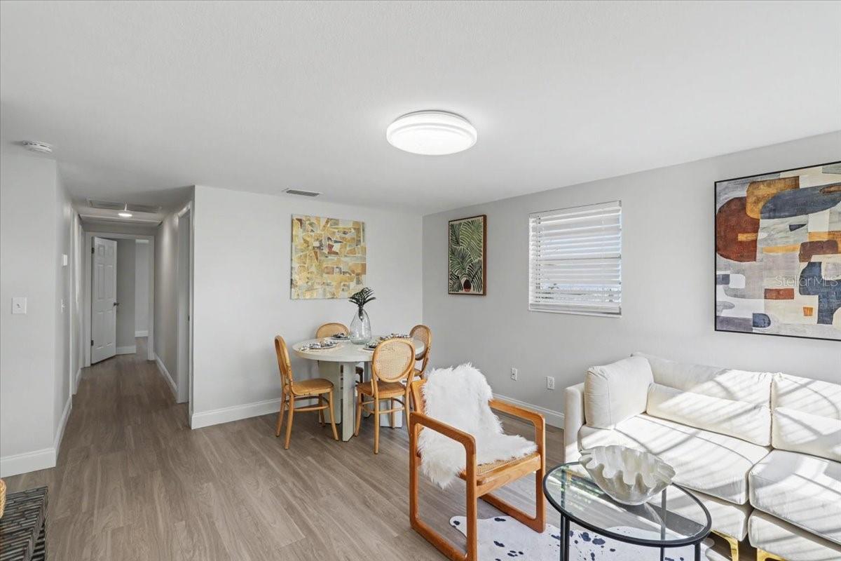 Image 16 of 47 For 7513 Morton Street