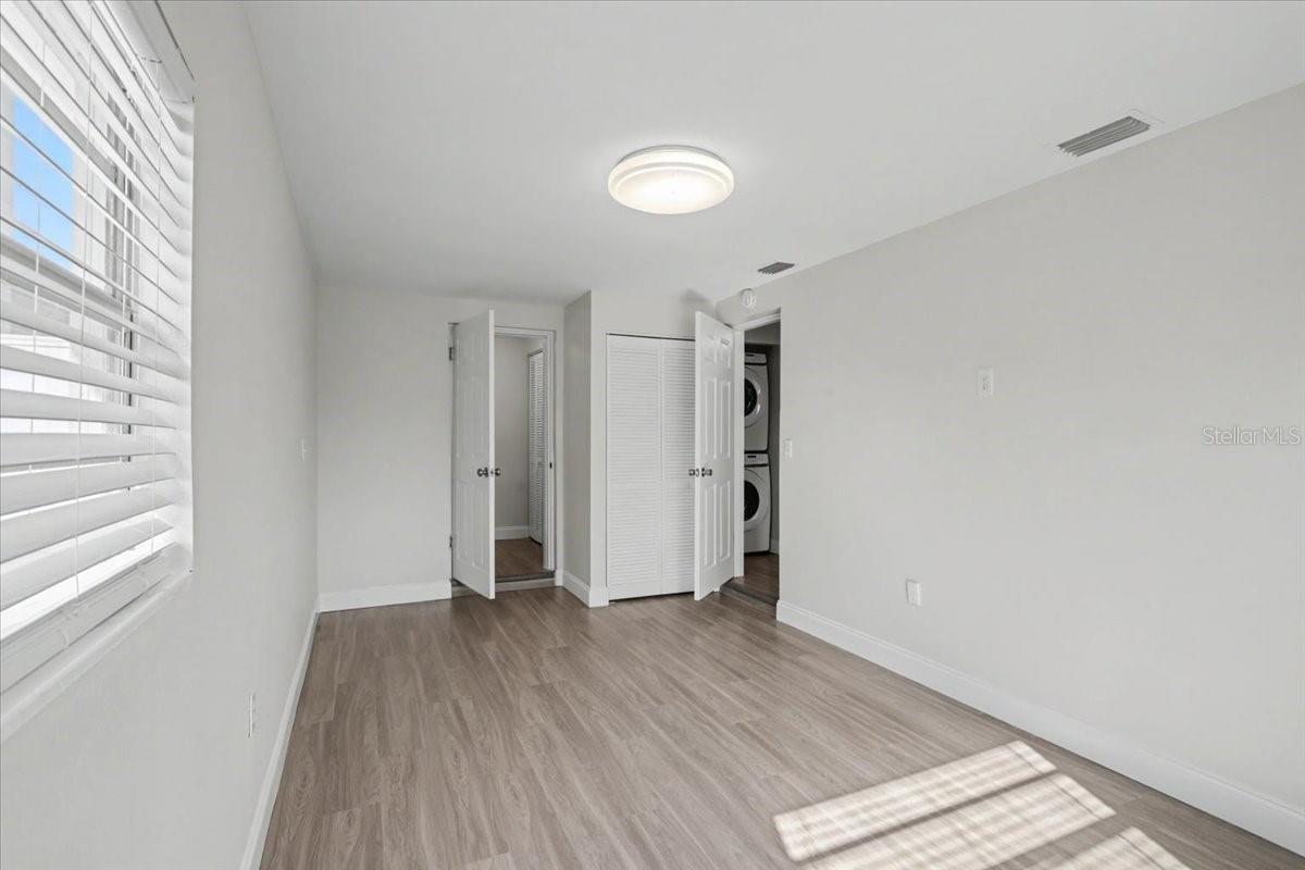 Image 25 of 47 For 7513 Morton Street