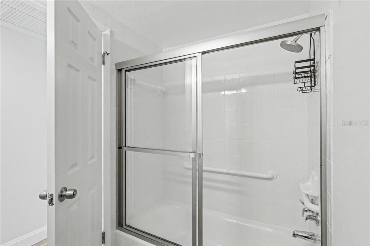 Image 38 of 47 For 7513 Morton Street