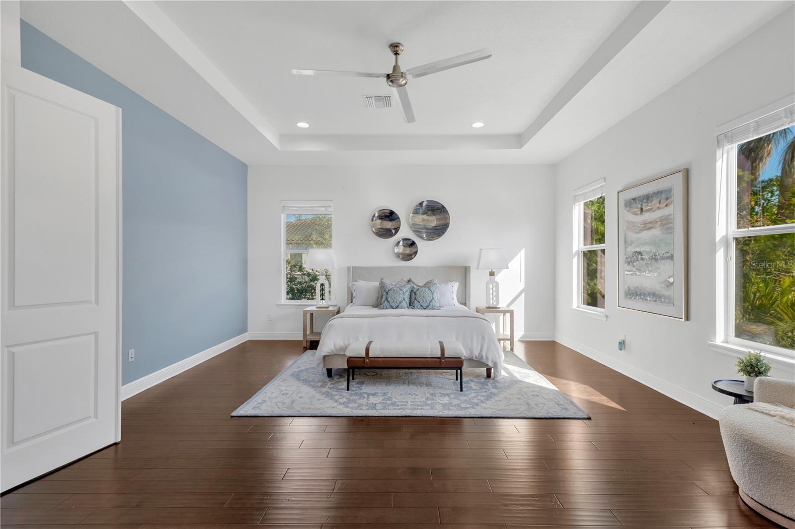 Image 23 of 48 For 3824 Santiago Street