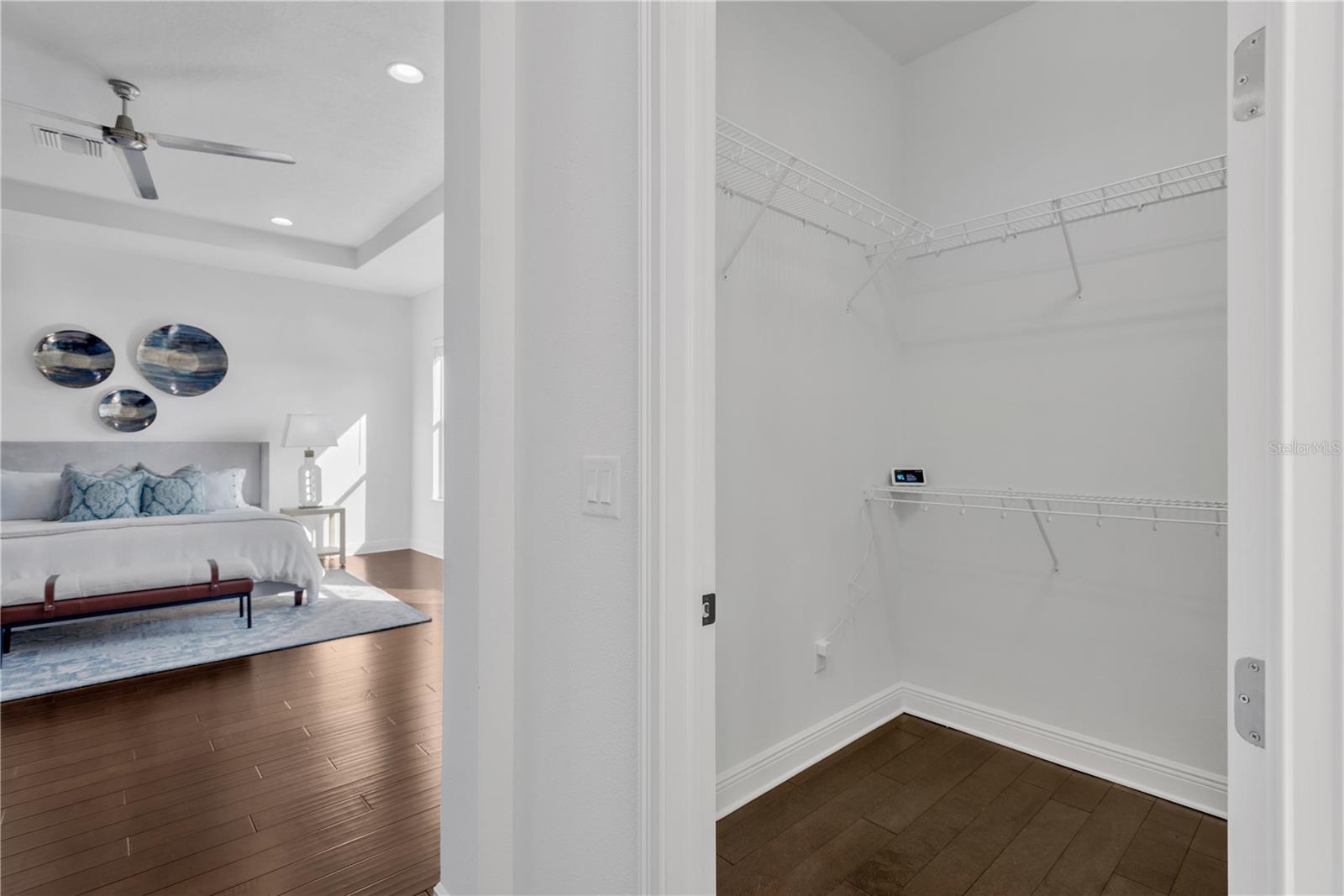 Image 25 of 48 For 3824 Santiago Street