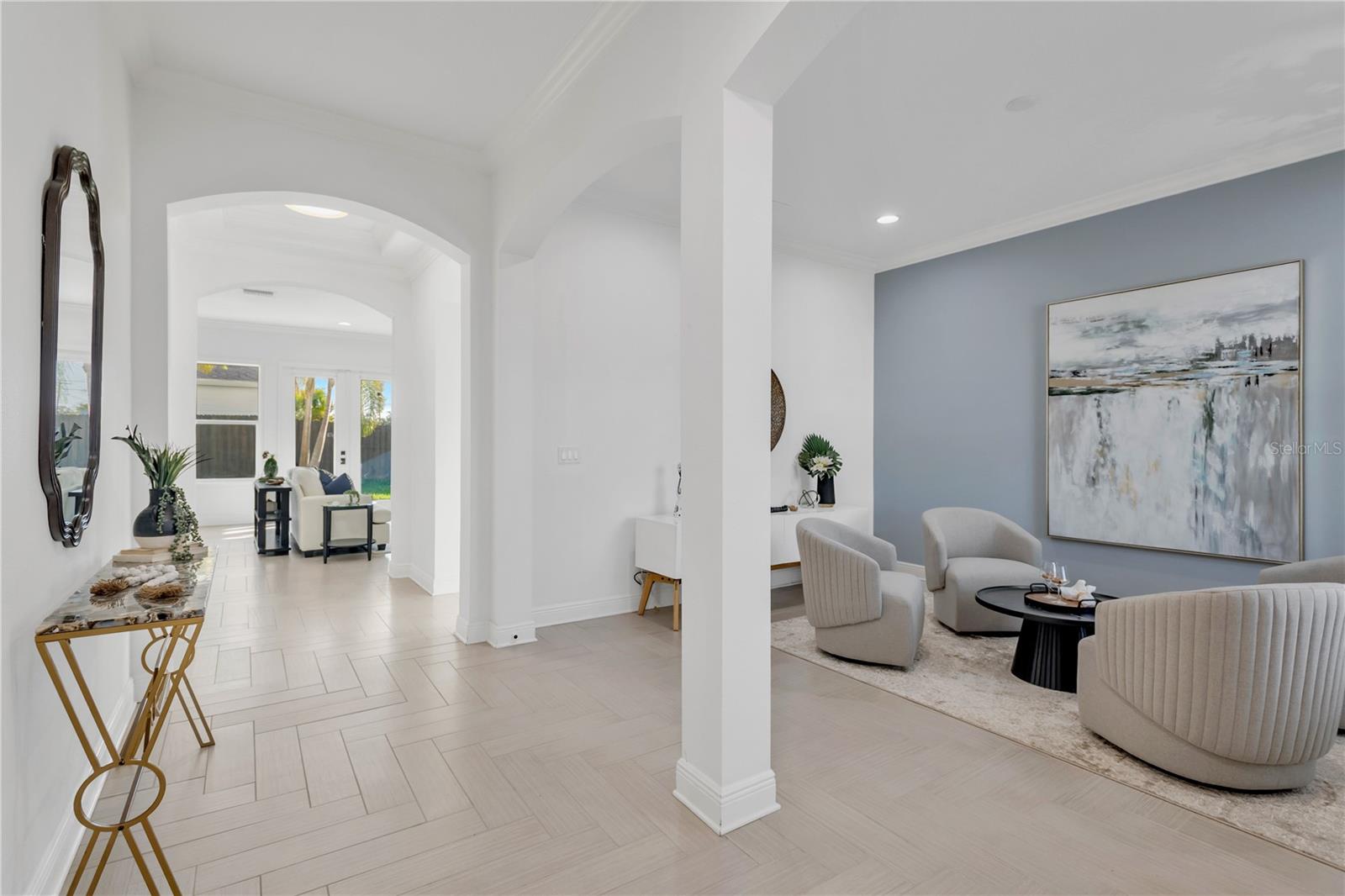 Image 3 of 48 For 3824 Santiago Street