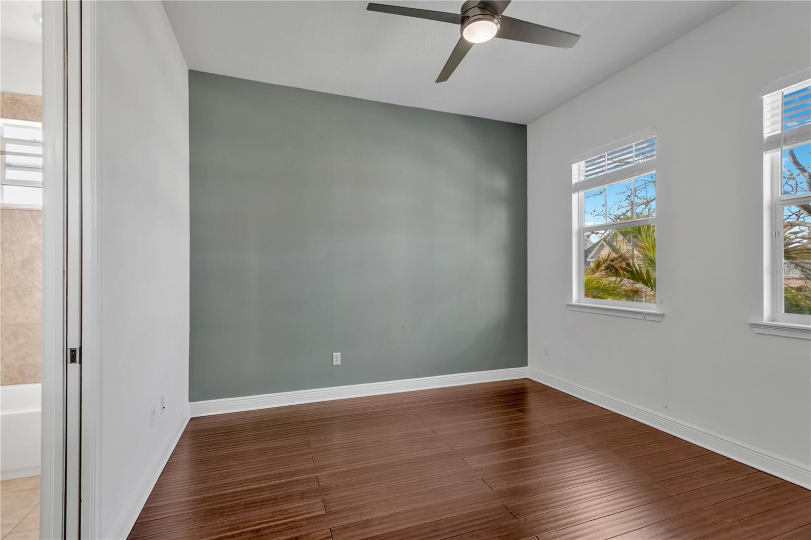 Image 31 of 48 For 3824 Santiago Street