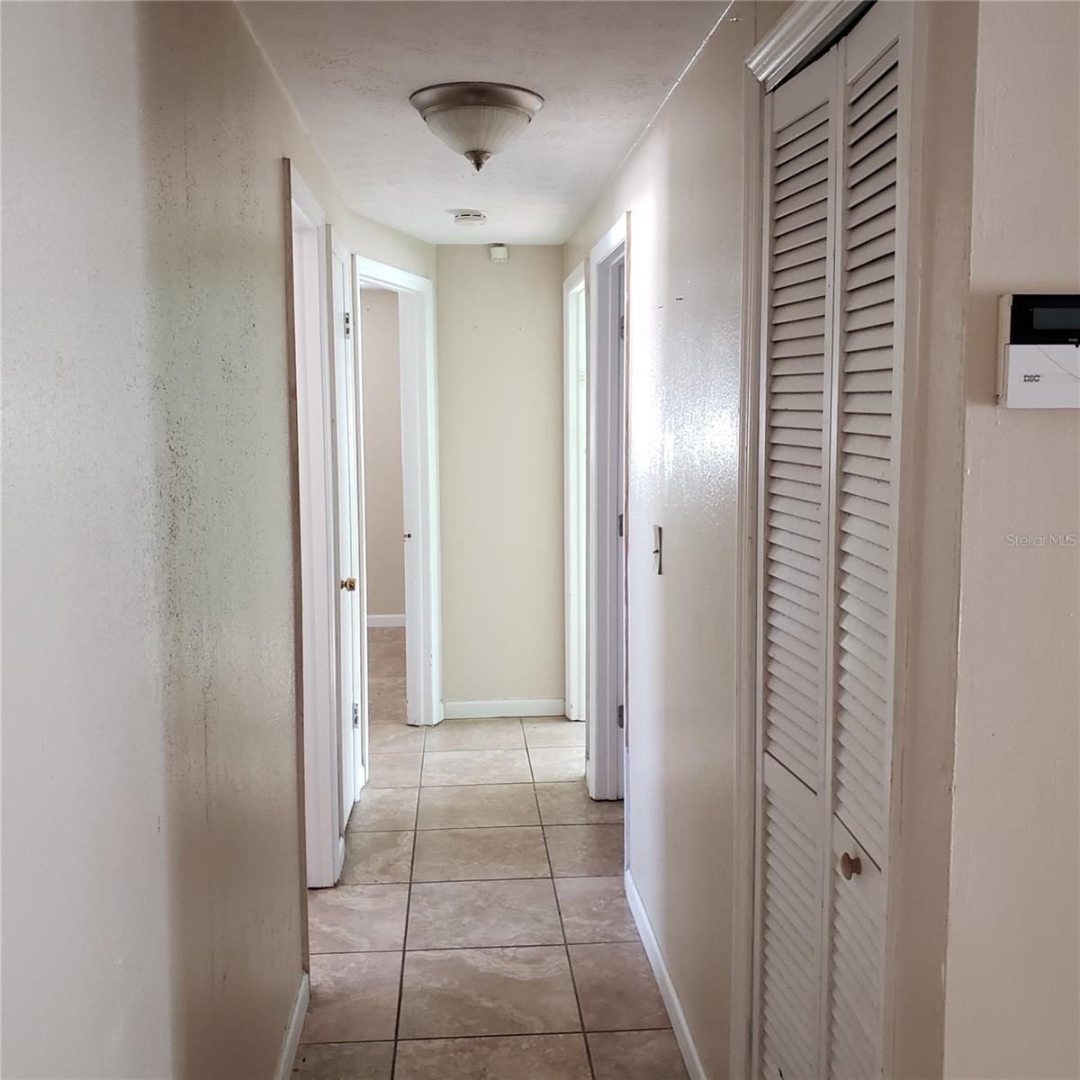 Image 15 of 18 For 6014 Southern Comfort Boulevard