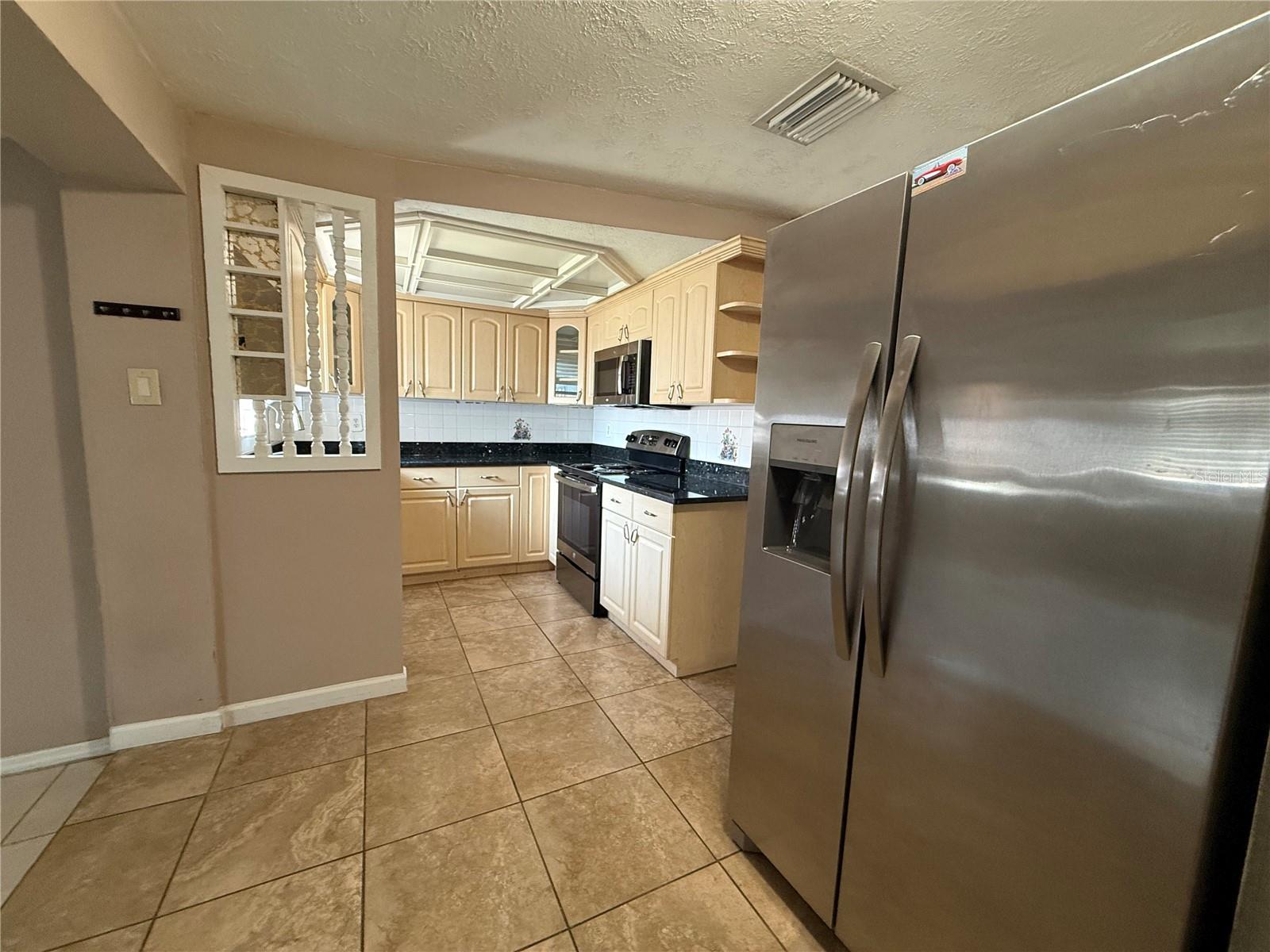 Image 4 of 18 For 6014 Southern Comfort Boulevard