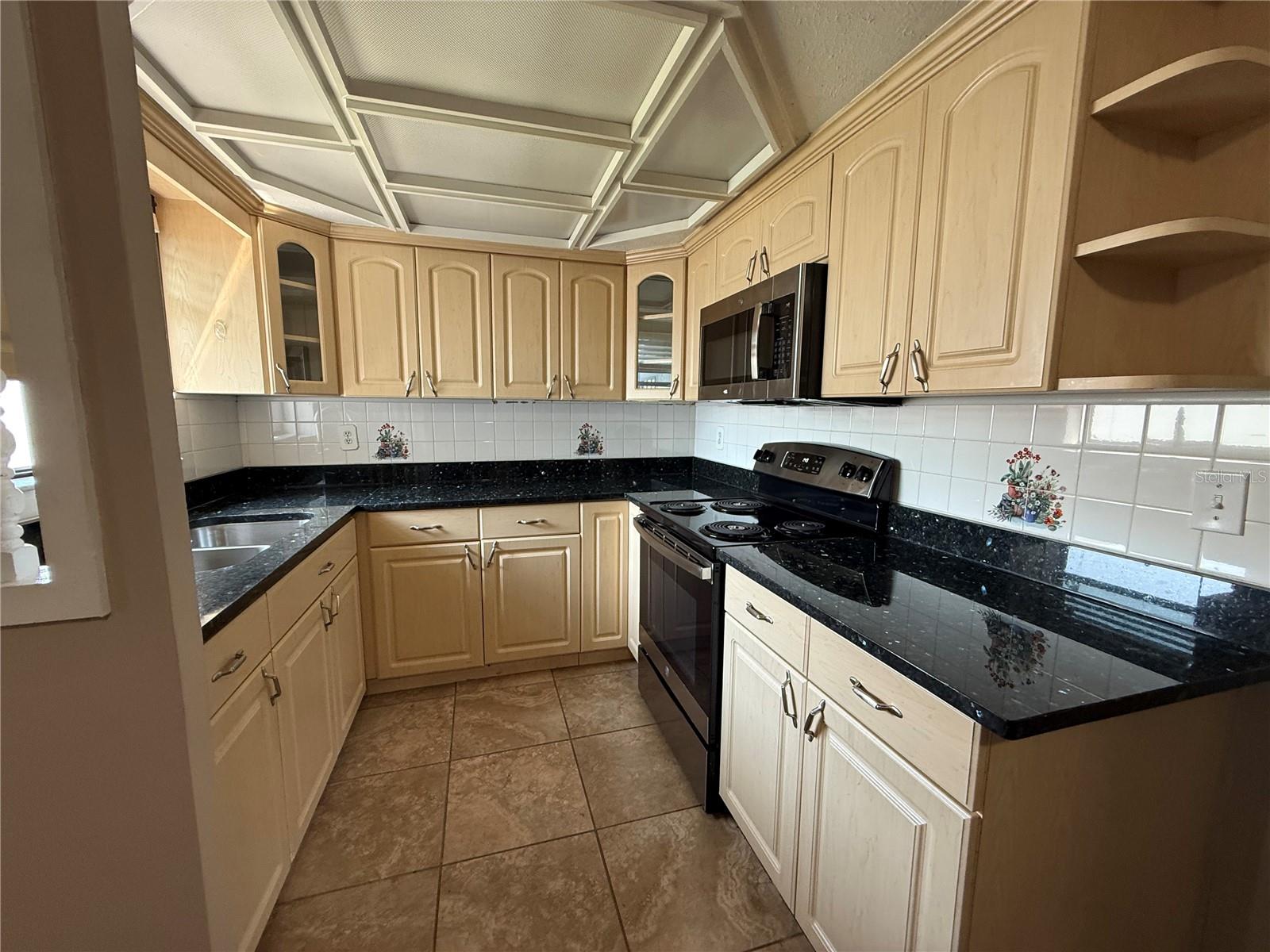 Image 5 of 18 For 6014 Southern Comfort Boulevard