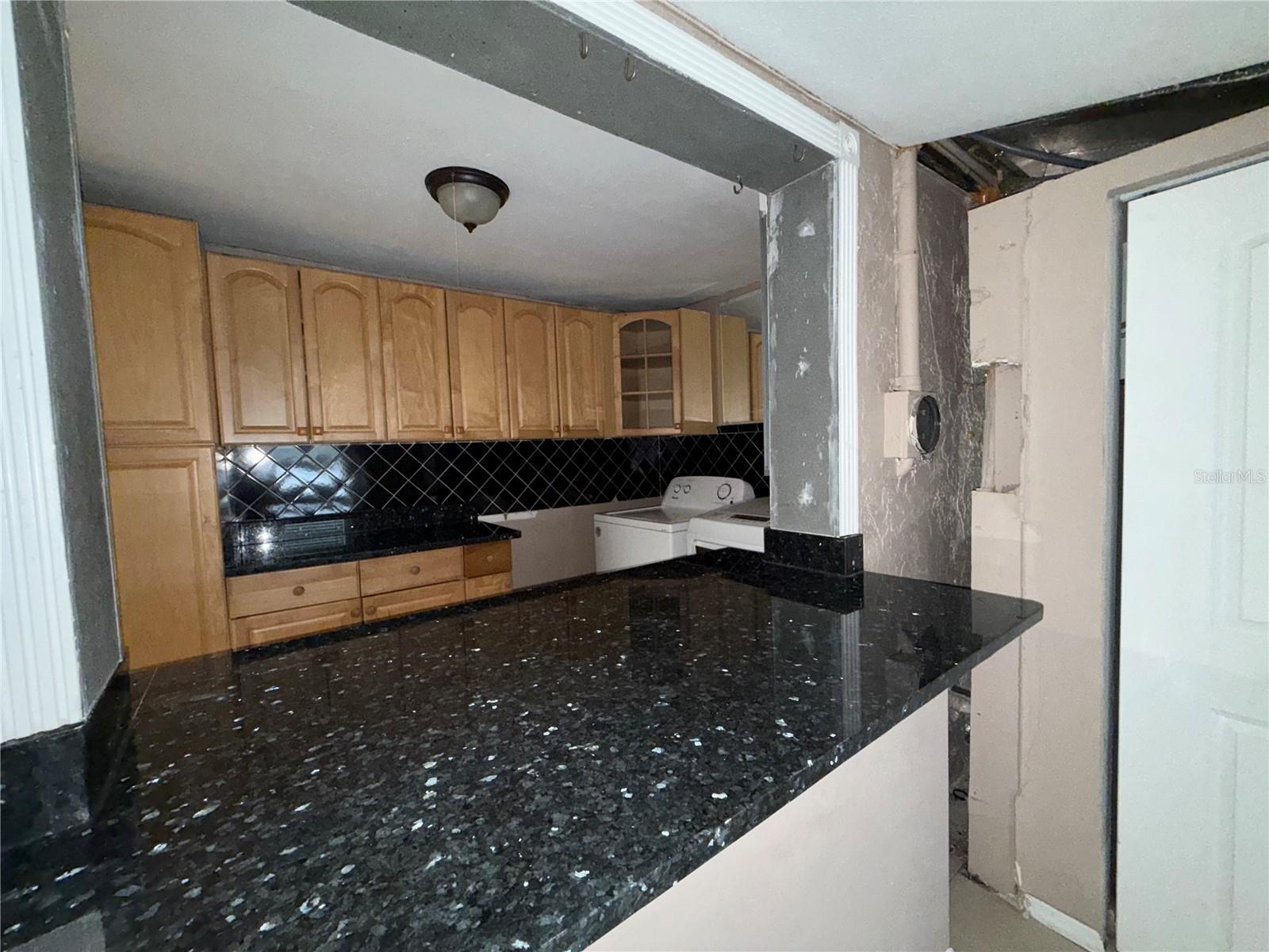 Image 7 of 18 For 6014 Southern Comfort Boulevard